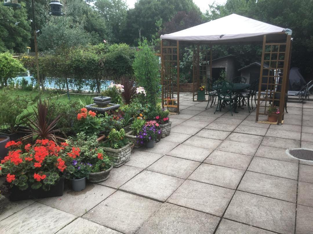 Castle Farmhouse Bed And Breakfast Glenfield Экстерьер фото
