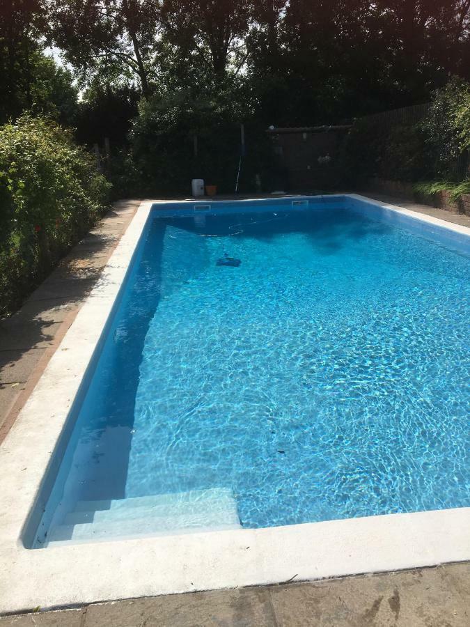 Castle Farmhouse Bed And Breakfast Glenfield Экстерьер фото
